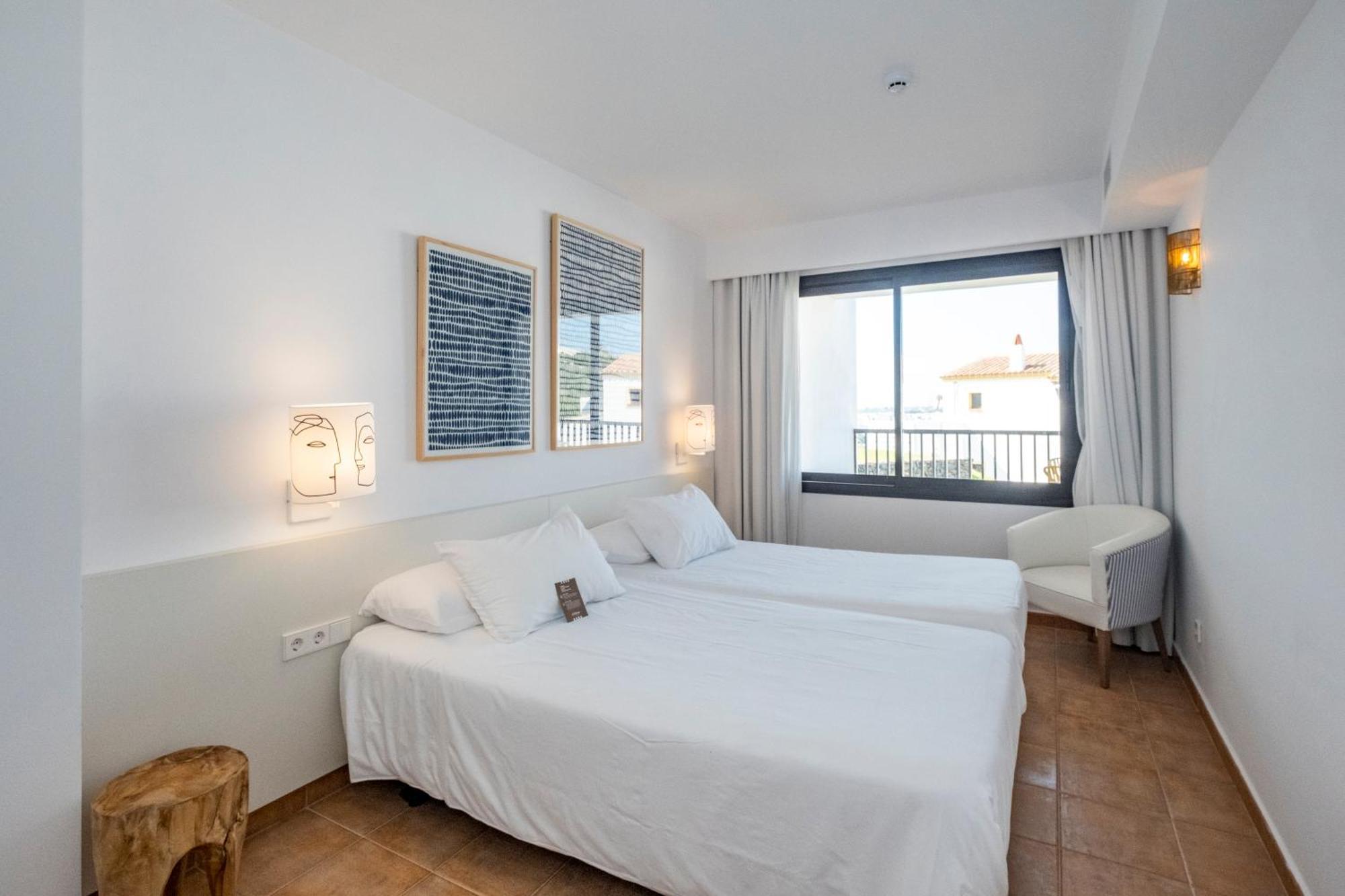 Calallonga Hotel Menorca ماهون المظهر الخارجي الصورة